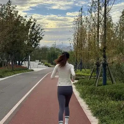 余强凡